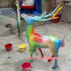玻璃鋼彩色小鹿雕塑，卡通小鹿雕塑
