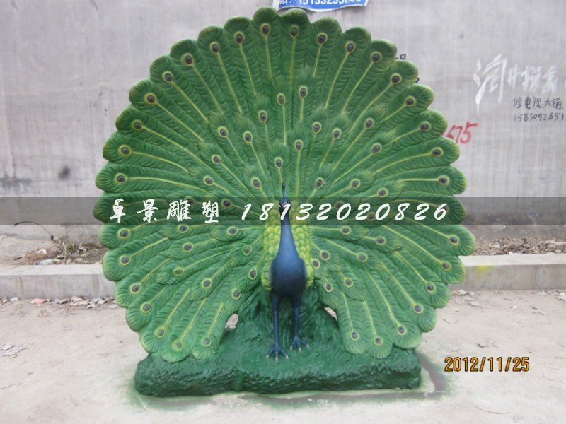 仿真孔雀雕塑，玻璃鋼孔雀雕塑