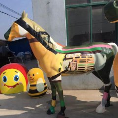 玻璃鋼彩繪馬雕塑，玻璃鋼動(dòng)物雕塑