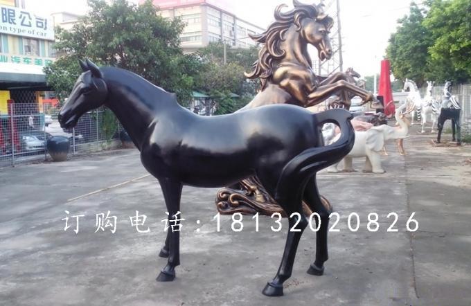 玻璃鋼馬雕塑，玻璃鋼動(dòng)物雕塑