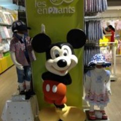 商場(chǎng)米老鼠雕塑，卡通玻璃鋼雕塑