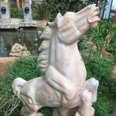 晚霞紅馬雕塑，廣場(chǎng)石雕馬