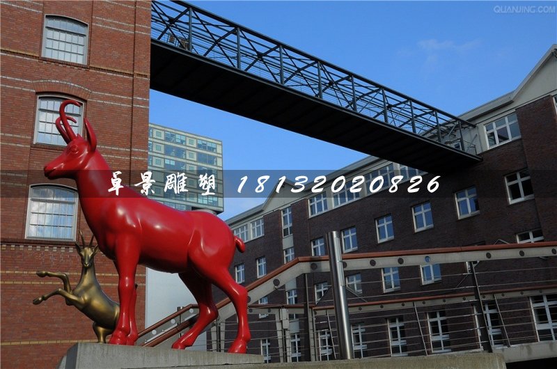 鹿雕塑，玻璃鋼動(dòng)物雕塑