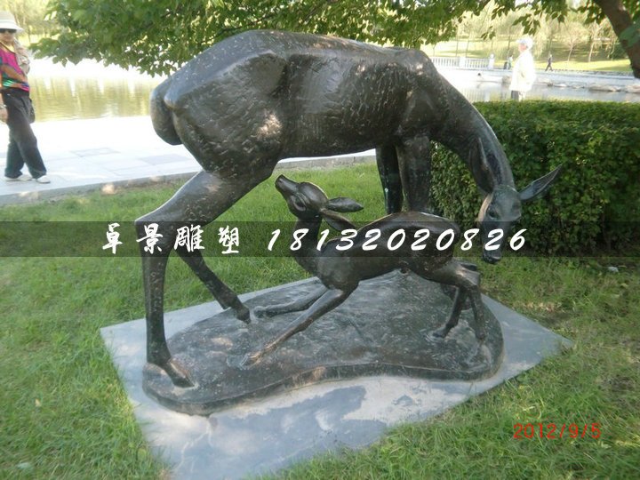 母子鹿銅雕，公園動(dòng)物銅雕