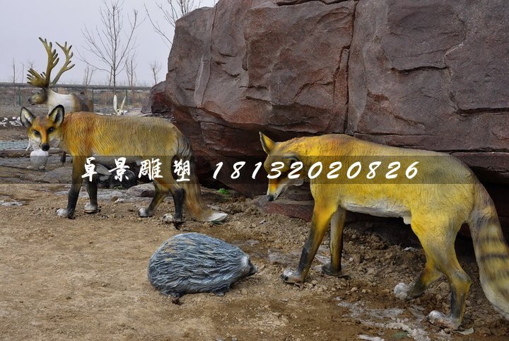 狐貍雕塑，玻璃鋼動(dòng)物雕塑