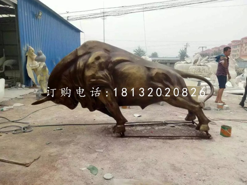 玻璃鋼開荒牛雕塑，仿銅動(dòng)物雕塑