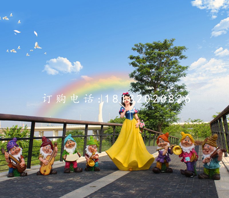 白雪公主小矮人雕塑，公園卡通人物