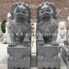青石踩球獅子，看門(mén)獅子石雕