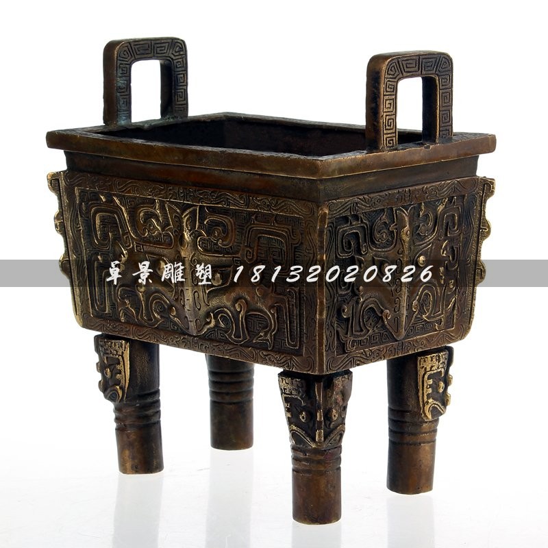 銅鼎，四腳銅鼎，廣場銅鼎