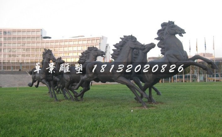 廣場銅馬雕塑，群馬銅雕