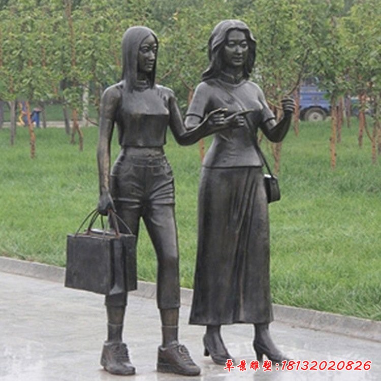 步行街人物雕塑，廣場現代人物銅雕