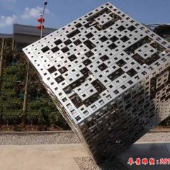 不銹鋼抽象魔方廣場景觀雕塑
