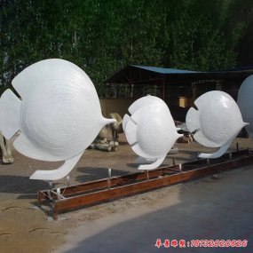 不銹鋼白色魚(yú)雕塑