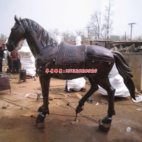 廣場銅馬雕像