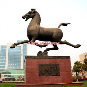 銅馬踏飛燕雕塑