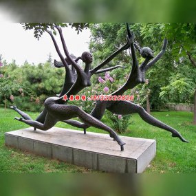 廣場抽象人物銅雕塑