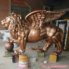 長翅膀的獅子 雕塑